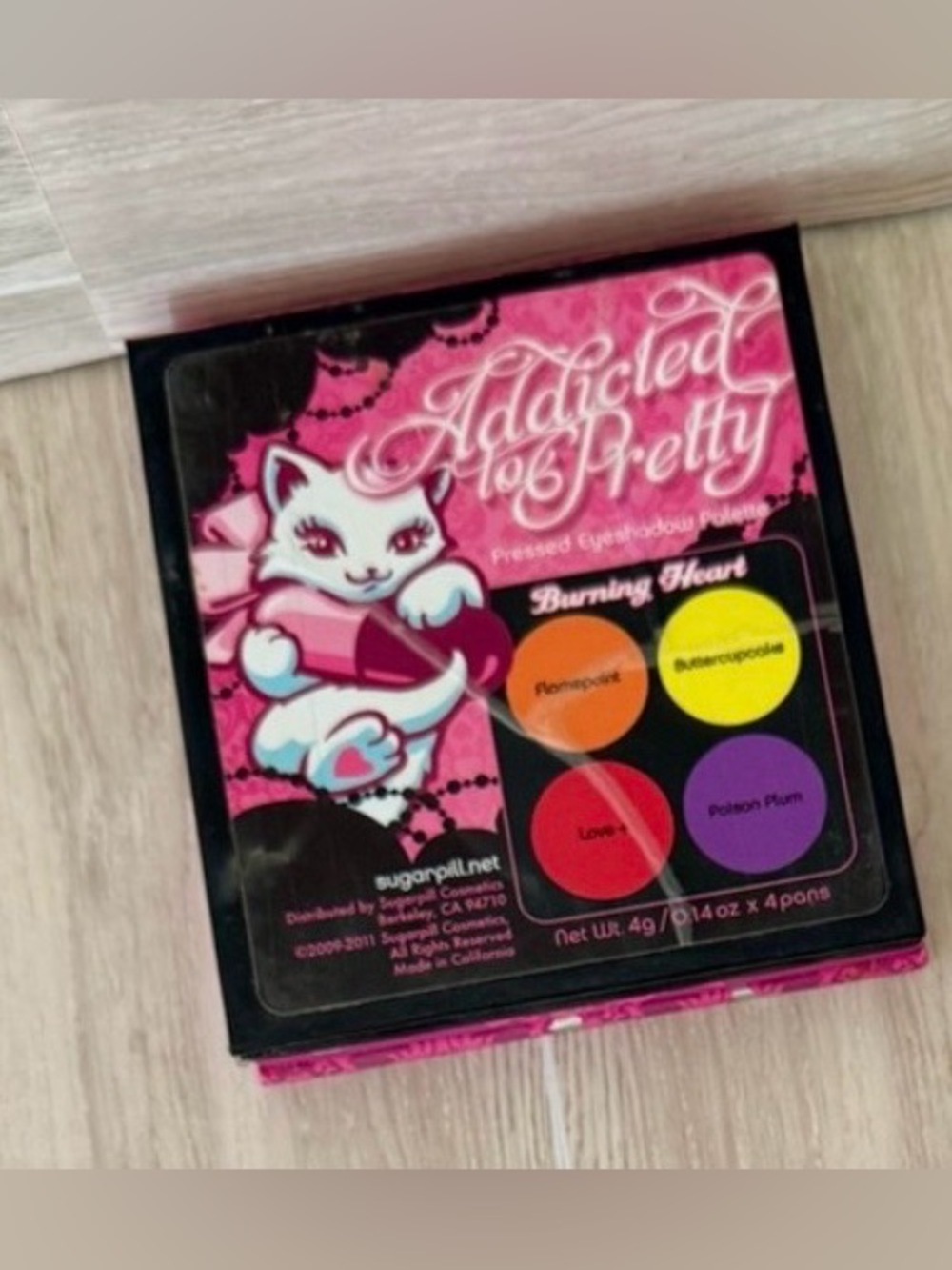 Sugarpill - Addicted to Pretty Eyeshadow Palettes ***EXTREMELY RARE!*** - Picture 8 of 9